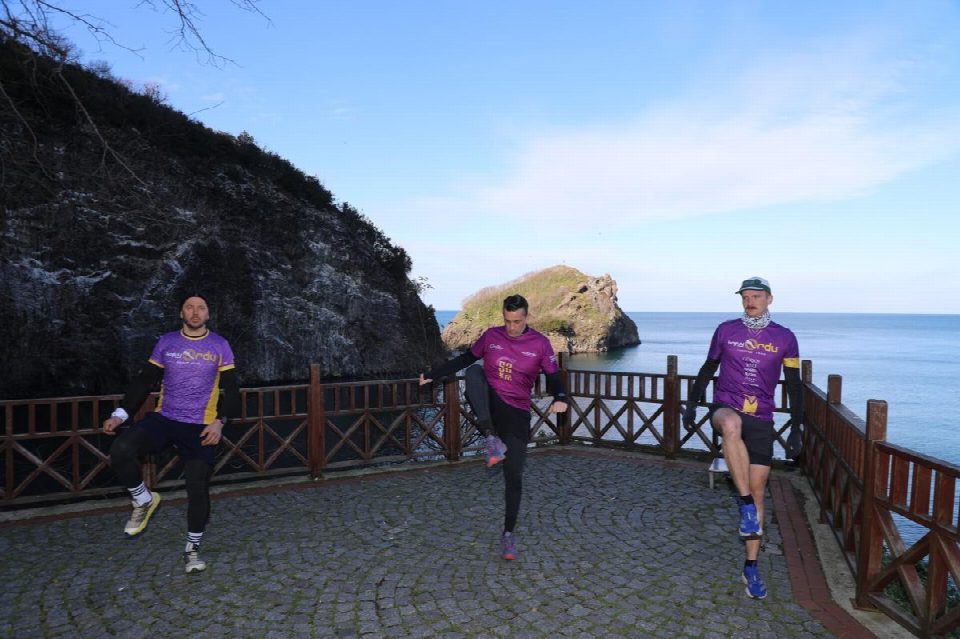 Maraton 42, Ordulular 52 koşuyor!