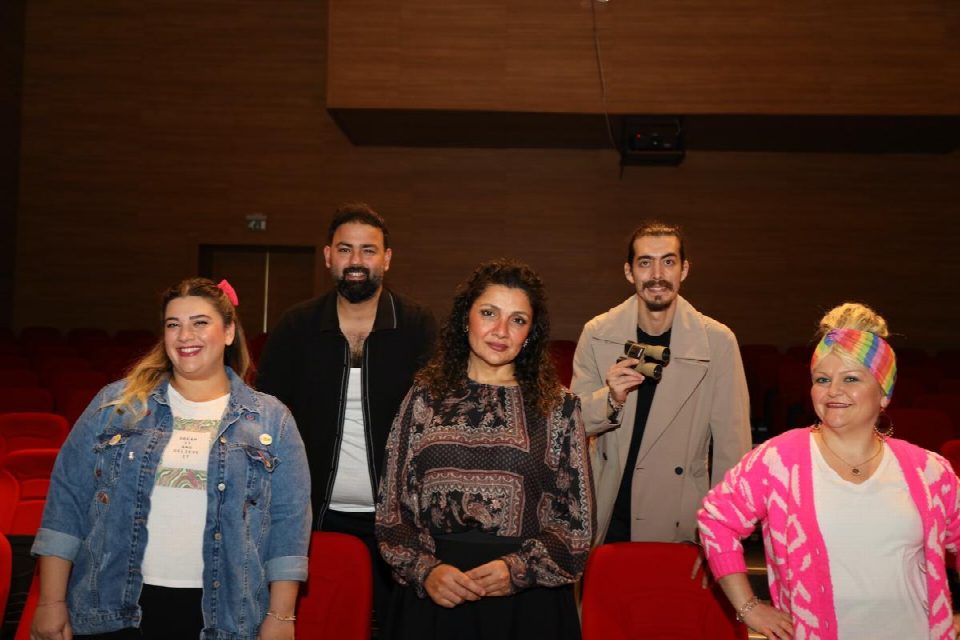 Ordu’da absürt bir komedi: “Sucuklu yumurta eylemi” sahneye çıkıyor!