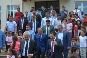 VALİ BALKANLIOĞLU VE BAŞKAN YILMAZ’DAN HASAN YAHŞİ İLKÖĞRETİM OKULU’NU ZİYARET