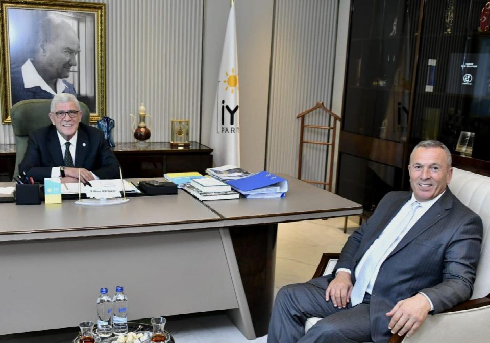 Mustafa İyi Müsavat Dervişoğlu’nu ziyaret etti