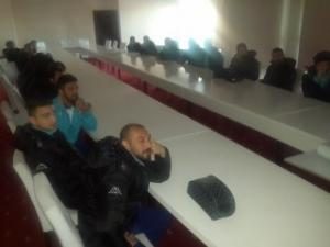 TELEFONLU MOTİVE FUTBOLCULARI ÇOK ŞAŞIRTTI...