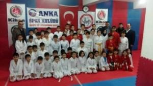 55 Sporcu kuşak atladı