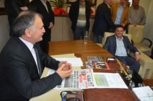 ABDULLAH UÇAR'DAN AYHAN BAŞ'A HAYIRLI OLSUN ZİYARETİ