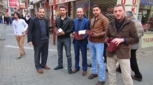 Gençlik Kolları Mevlit Kandilinde Vatandaşlar ile Bir araya geldi