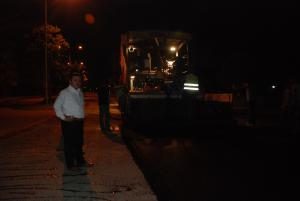 ASFALTTA GECE MESAİSİ