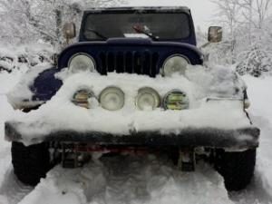 OFFROADCILAR CİPLERİ İLE KARLI HAVADA ŞOV YAPTI