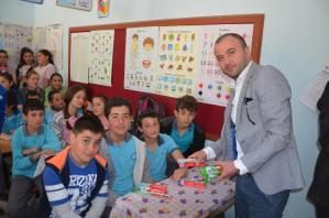 KIZILAY'DAN ÖĞRENCİLERE 'AĞIZ VE DİŞ SAĞLIĞI BAKIMI' SEMİNERİ