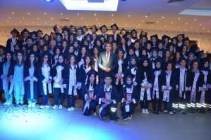 LİSEDE MEZUNİYET TÖRENİ