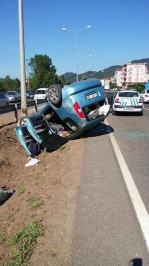FATSA'DA TRAFİK KAZASI: 5 YARALI