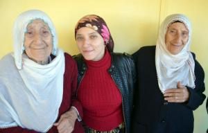 İkiz kalan ninelerin tek isteği Emine Erdoğan'ı görmek