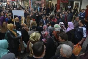 Anlamlı Güne Bir Karanfil