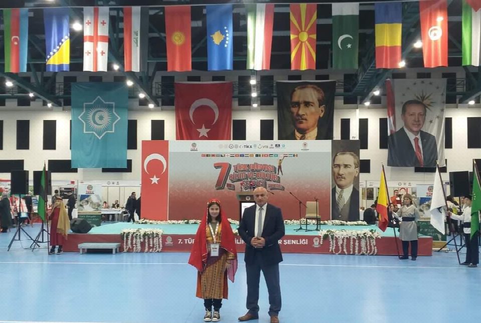Sakarya Ortaokulu öğrencisi İremsu Çoban'ın büyük başarısı