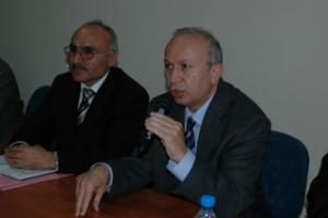 KAYMAKAM YURDAER OKUL MÜDÜRLERİNDEN BU YILDA EĞİTİM YÖNÜNDE BAŞARI İSTEDİ