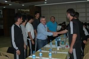 FUTBOLCULAR VE YÖNETİM MORAL YEMEĞİNDE BULUŞTULAR