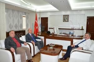 CEMAL UYSAL "HİZMETLERİ KATLAYARAK YAPACAĞINA İNANIYORUM"