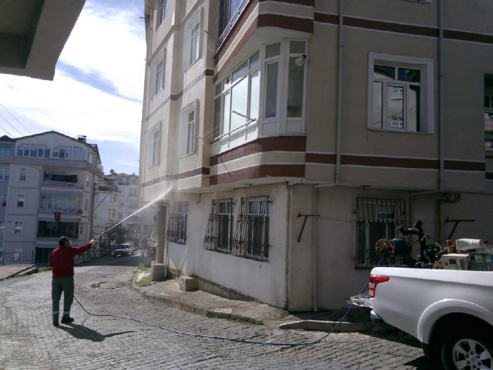 19 ilçede haşerelerle sıkı mücadele