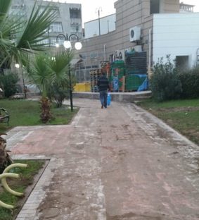 Zafer Parkı'nın yer döşemesi yenilendi