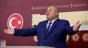 Cemal Engiyurt: Alavare, dalavereye kurban gittik