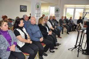 Ankara-Fatsalılar Derneğinde, Eğitimci Yazar Zeki Sarıhan tarafından "Cumhuriyete Giden Yol" konulu söyleşi yapıldı