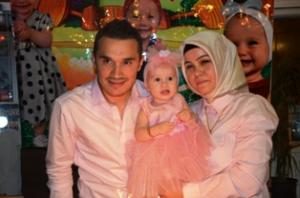 Eslem İkra 1 Yaşında