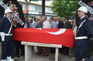 EMEKLİ BAŞ KOMİSER MUHAMMET YÜCEL DEVLET TÖRENİ İLE SON YOLCULUĞUNA UĞURLANDI