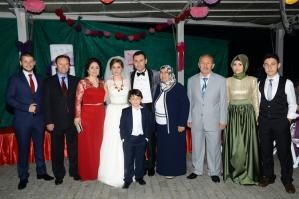 ÖZEL VE ÖZCAN AİLELERİNİN MUTLU GÜNÜ