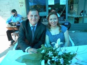 Büşra İle Emrah Nişanlandı