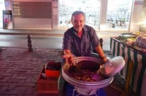 KIŞ AYININ HABERCİSİ KESTANE'NİN SATIŞLARI BAŞLADI