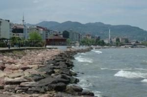 SAHİLDE Kİ DENİZ FENERİNİN SUÇU NE?