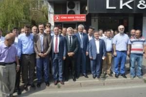 AK PARTİ'DEKİ BAYRAMLAŞMA YOĞUN BİR KATILIMLA GERÇEKLEŞTİ