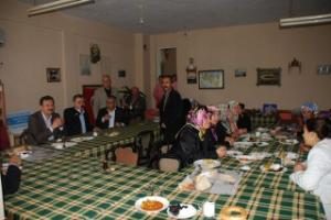 MİLLETVEKİLİ FATSA, BOLAMAN'DA ÇAYLI SOHBETE KATILDI