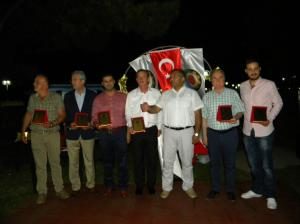 FATSO İftar Yemeğinde Öne çıkanları Plaketle ödüllendirdi