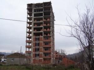 GENÇ İNŞAAT İŞCİSİ 12.KATTAN DÜŞEREK HAYATINI KAYBETTİ