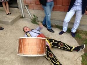 Davullu - Zurnalı Düğünün Yeri Başka