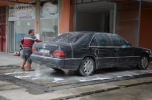 Oto Yıkamacılar Mutlu