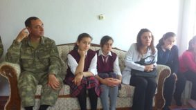 Yardım Elinin Uzatılmasını Bekliyorlar