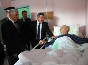 Hastalara bayram ziyareti