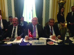ŞENER, KEİPA TOPLANTISINI YARIDA KESTİ