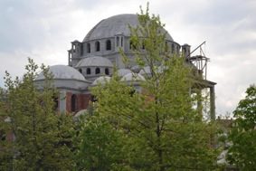 MÜFTÜ YILMAZ İMAM HATİP LİSESİ CAMİİNDE İNCELEMELERDE BULUNDU