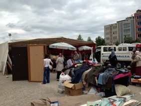Kermesler Esnafları Çileden Çıkartıyor