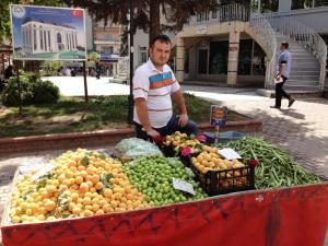 Erik ve yerli kiraz tezgâhlarda…