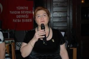 YARDIM SEVENLER DERNEĞİNDEN BABALARA ÖZEL GÜN