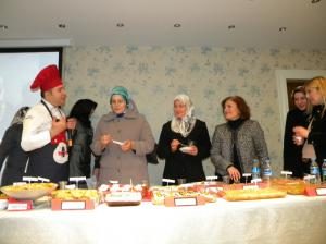 Ev Hanımlarının Gözdesi Oktay Usta Fatsalı Hanımlarla Buluştu