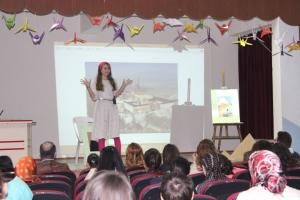 ORTAOKUL ÖĞRENCİLERİ ARASINDA "BİR KİTAP DA SEN ANLAT" YARIŞMASININ İLÇE FİNALİ YAPILDI