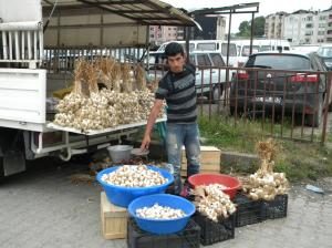 Ramazan ayının Pazarda En Çok Satış Yapan Sebzesi Sarımsak Oldu