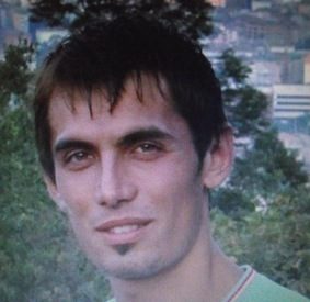 MERDİVENDEN DÜŞEREK HAYATINI KAYBETTİ