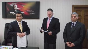 Tapu Müdürlüğüne ISO 9001 Belgesini Vali Düzgün Verdi