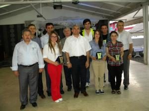 BAŞARILI ÖĞRENCİLERE PLAKET VERİLDİ