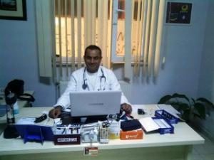 AİLE HEKİMİ DR. GÖKHAN KOÇER: "KALORİSİ BOL SİNDİRİMİ KOLAY YİYECEKLER TÜKETMELİYİZ"
