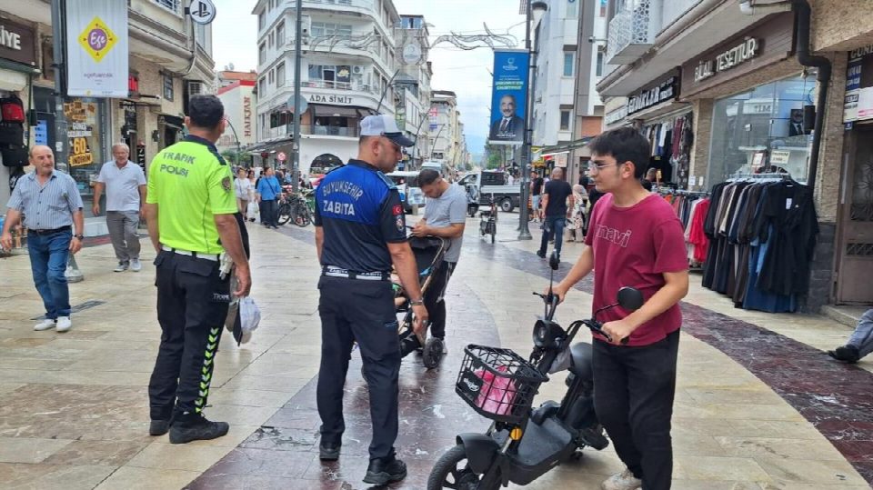 Zabıta yaya güvenliği için sıkı denetimde